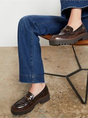 Sam Edelman Laurs Lug Sole Loafer in Chestnut